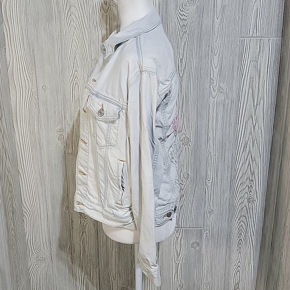 Levi's Lightwashed Jean Jacket Floral Embroidery Back Womens Small - Picture 5 of 12